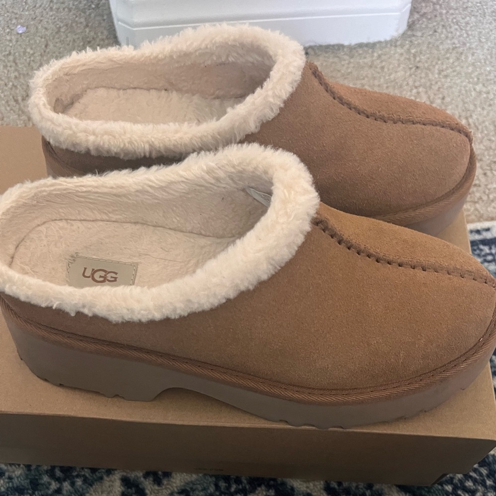 New Heights Cozy Clogs Chesnut